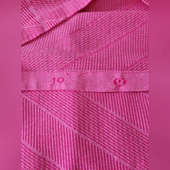 Lululemon Swiftly Tech Racerback - Picture 6 of 6